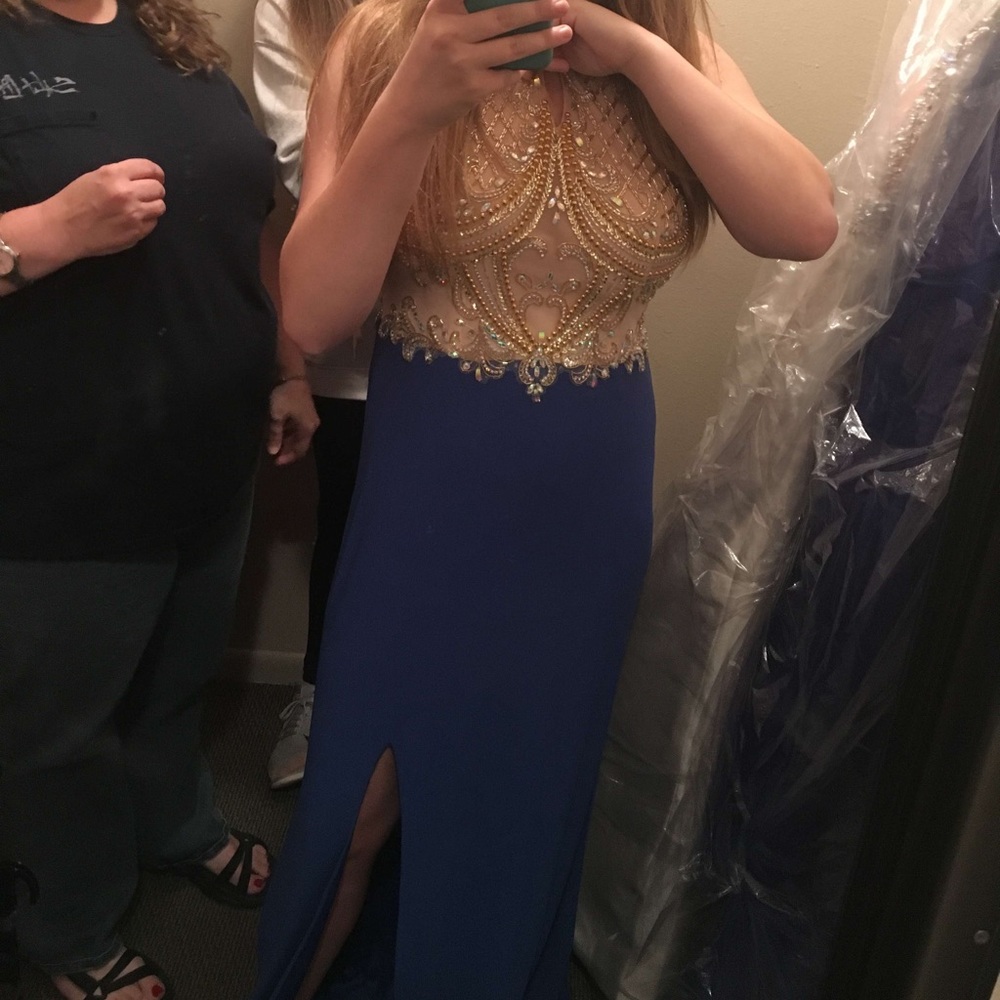 Prom dress - Picture 4 of 4